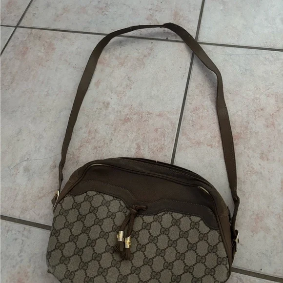 Gucci logo tote gg purse Monogram handbag Shoulder Bag crossbody tassel vintage - Picture 4 of 8